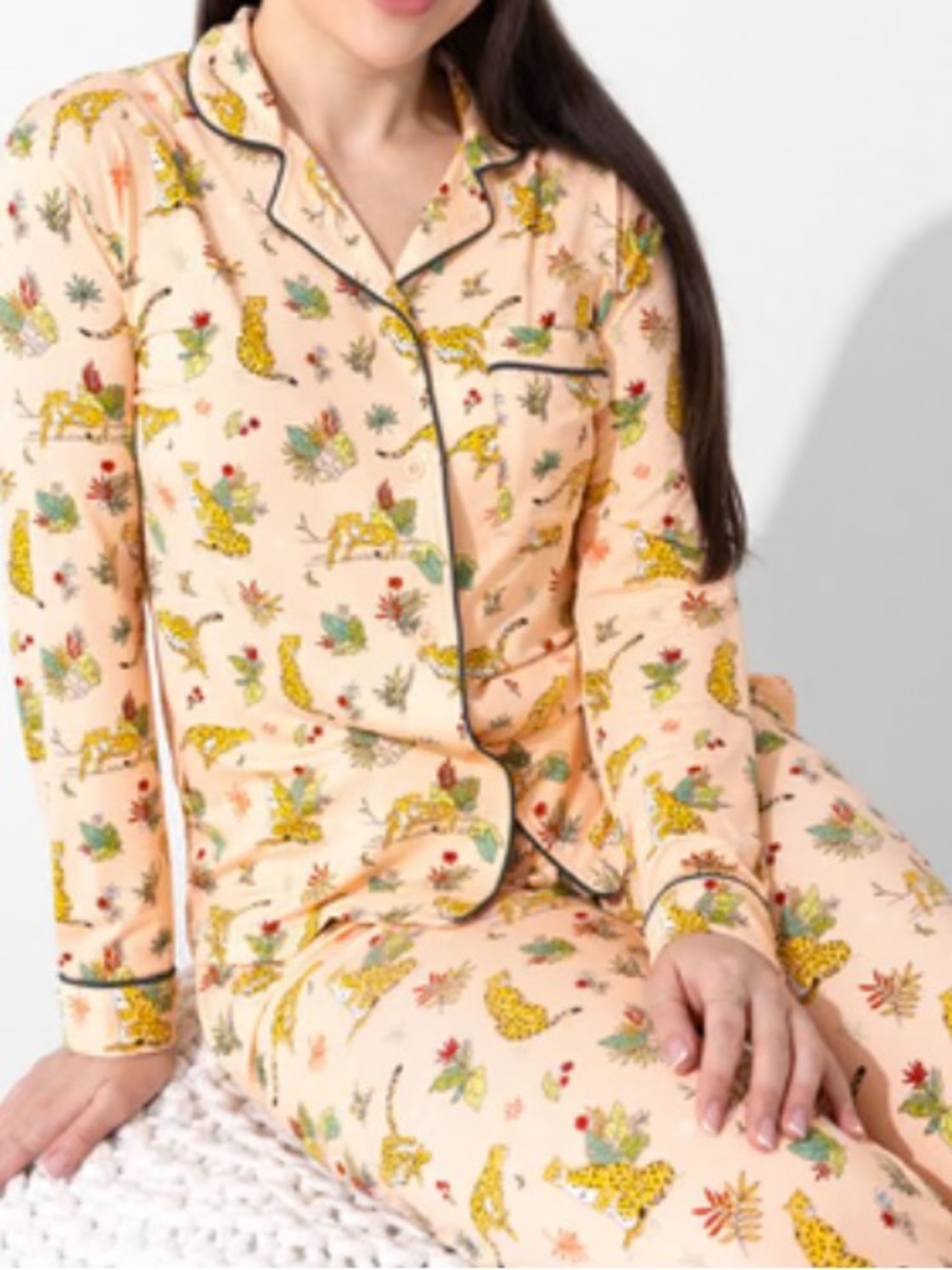 NWT Bellabu Bear peach Cheetah Print Womens Pajama Set - Soft Long-Sleeve size M